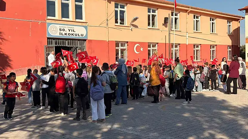 Tomarza'da yeni eğitim - öğretim yılı başladı