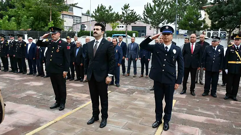 Tomarza'da Zafer Bayramı kutlandı