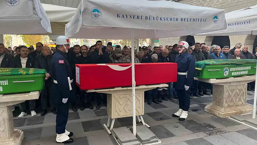 Trafik kazasında hayatını kaybeden genç üsteğmen toprağa verildi