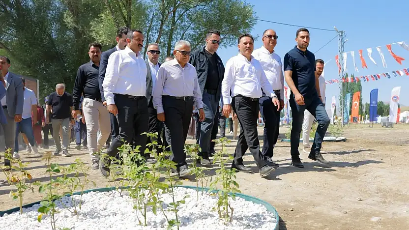 Vali Çiçek'ten Başkan Büyükkılıç'a 'turizm' teşekkürü