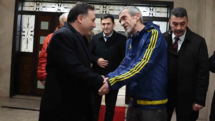 Vali Çiçek'ten ev ziyareti