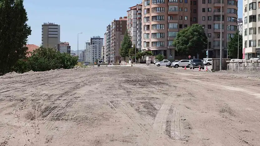 Yıldırım Beyazıt Mahallesi yeni yollarla daha da güzelleşiyor
