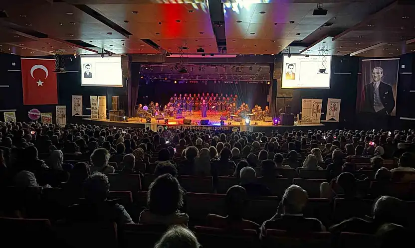 'Bir Türkü, Bin Duygu' temalı konserin ilki Kayseri'de yapıldı