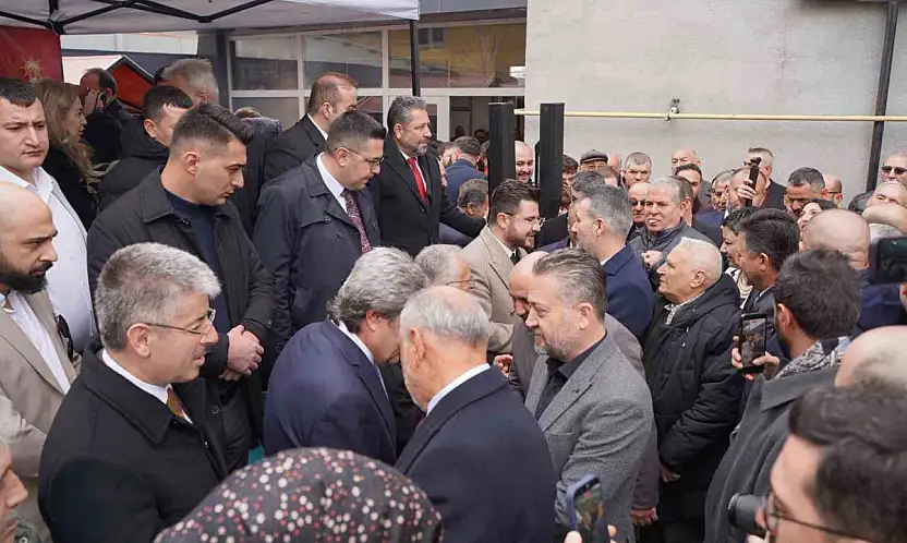 AK Parti Kayseri'de bayramlaştı