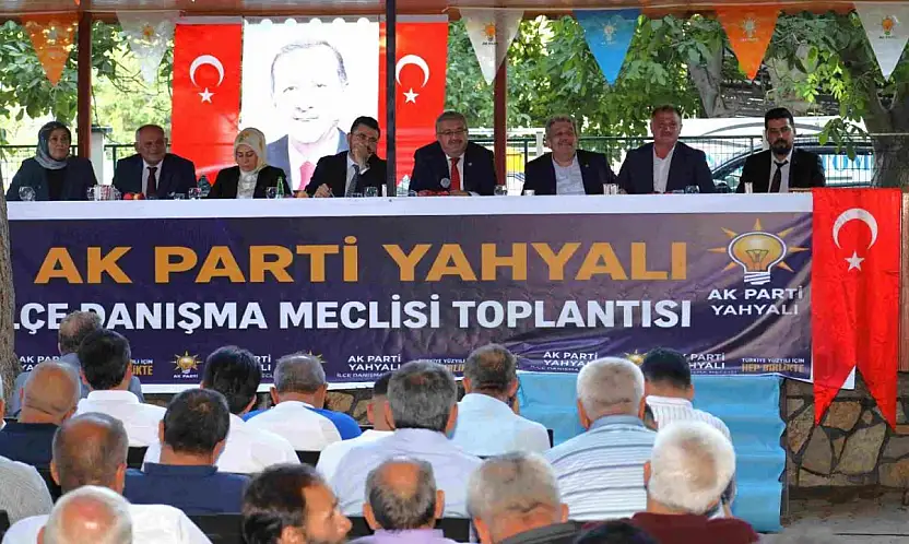 AK Parti Yahyalı İlçe Başkanı Sarıçiçek: 'Bizler bu yola koltuk sevdasıyla değil, hizmet sevdasıyla çıktık'