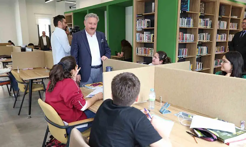 Akıl Küpleri'nden büyük başarı: 345 genç üniversiteli oldu