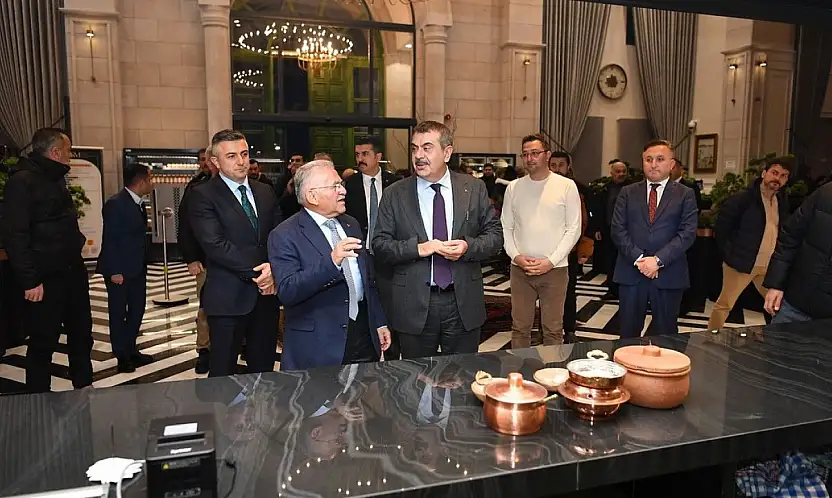 Bakan Tekin'den Kayseri'ye gastronomi övgüsü