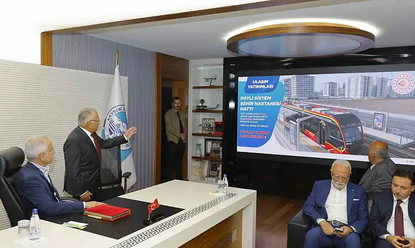 Bakan Uraloğlu: 'Kayseri'nin ulaştırma problemleriyle dertlenmeye devam edeceğiz'