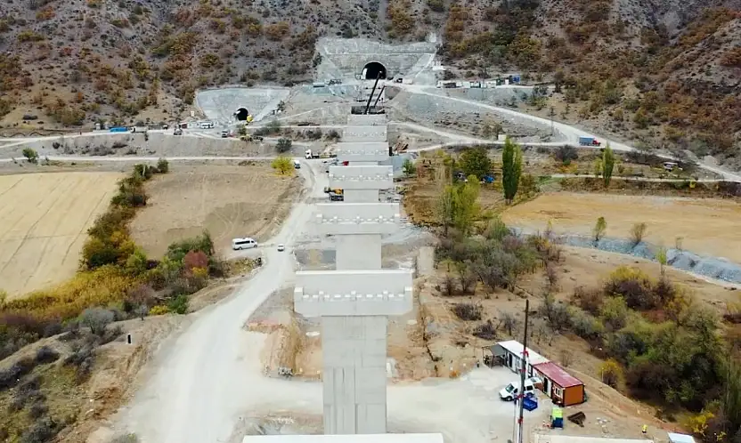 Başkan Büyükkılıç: 'Yerköy-Kayseri YHT Projesi'nde önemli ilerleme kaydedildi'