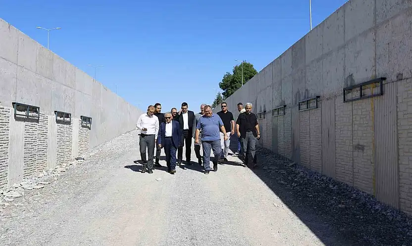 Başkan Büyükkılıç, DSİ-Yeni Sanayi Katlı Kavşağı Projesi'nde incelemelerde bulundu
