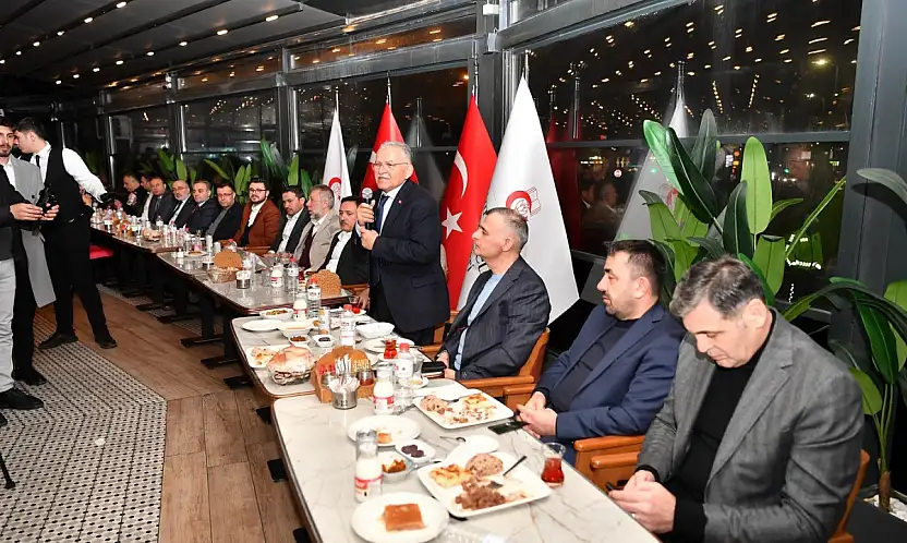 Başkan Büyükkılıç iftar sofralarında