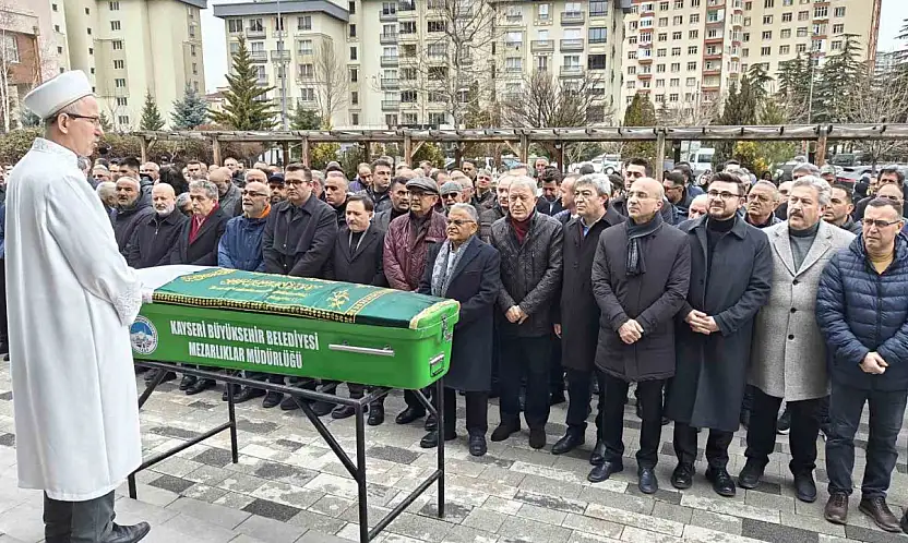 Başkan Büyükkılıç'ın kayınvalidesi toprağa verildi