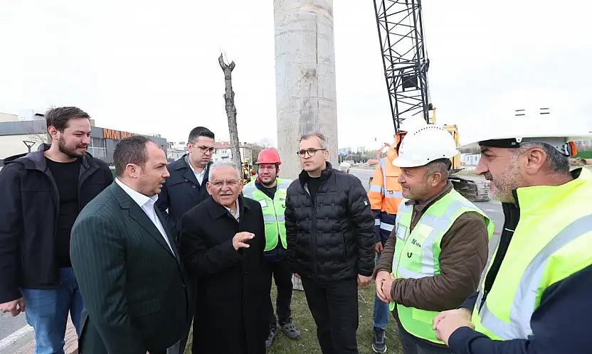 Başkan Büyükkılıç, Kartal Katlı Kavşağı Projesi'ni sahada inceledi