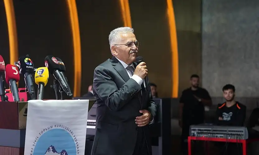 Başkan Büyükkılıç'tan 8. Kayserililer Zirvesi'nde birlik, beraberlik ve dayanışma vurgusu