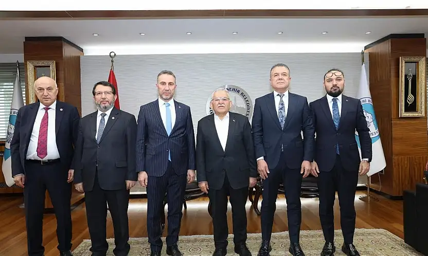 Başkan Büyükkılıç'tan birlik mesajı: Büyükşehir'de ziyaretçi rüzgarı