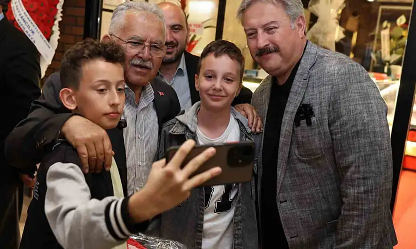 Başkan Büyükkılıç'tan Çarşı Melikgazi'ye ziyaret