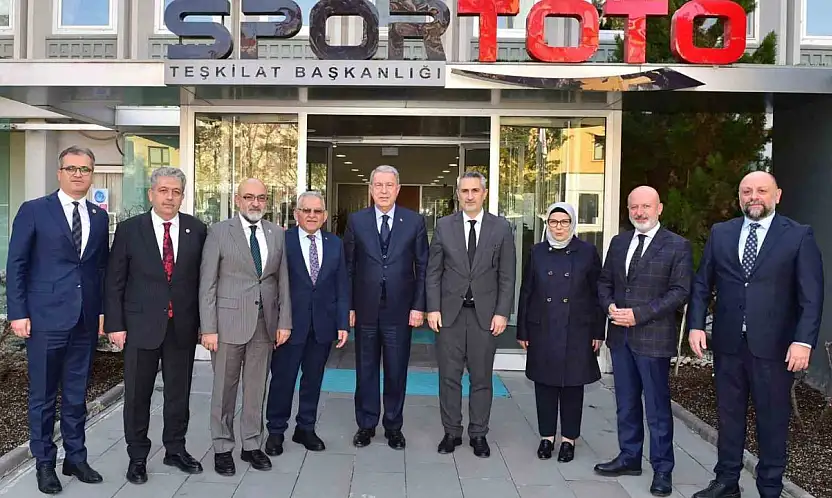 Başkan Büyükkılıç'tan Kayseri sporuna dev hamle: Başkentte imzalar atıldı