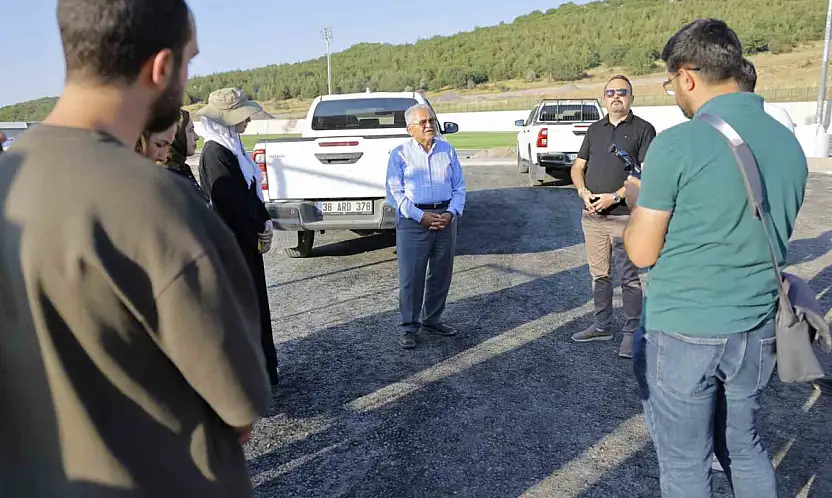 Başkan Büyükkılıç, Yüksek İrtifa'da ulusal basından gazeteci ve yazarlarla bir araya geldi