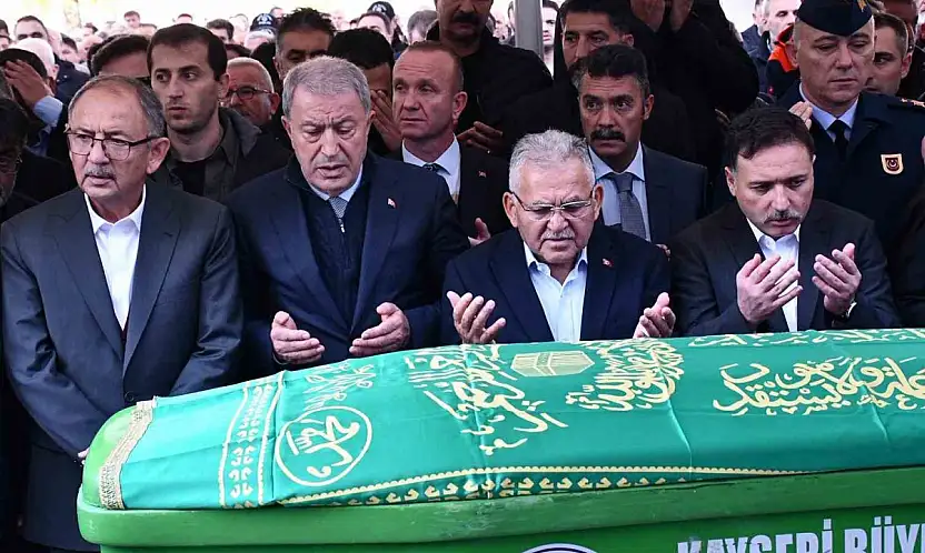 Başkan Büyükkılıçın ağabeyi Ramazan Büyükkılıç toprağa verildi