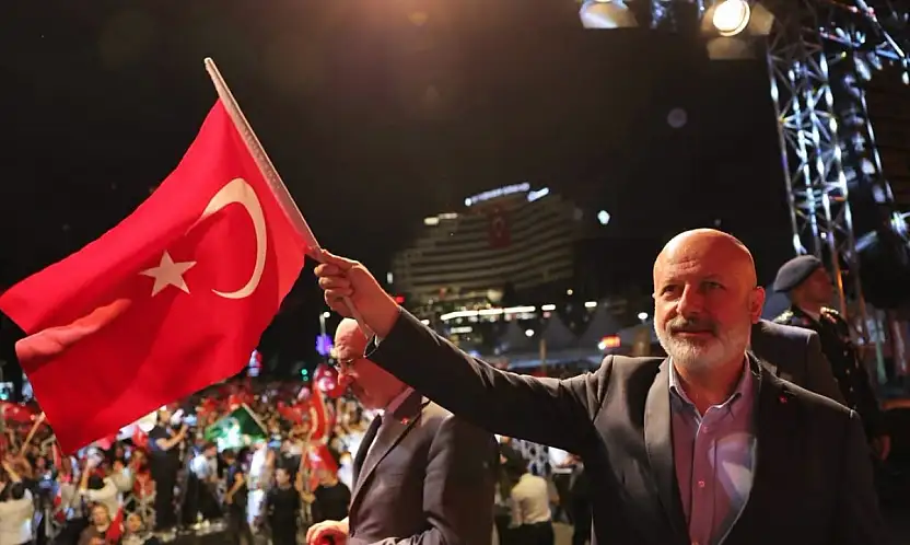 Başkan Çolakbayrakdar: '15 Temmuz ruhu, milletimizin iradesinin en güçlü nişanesidir'