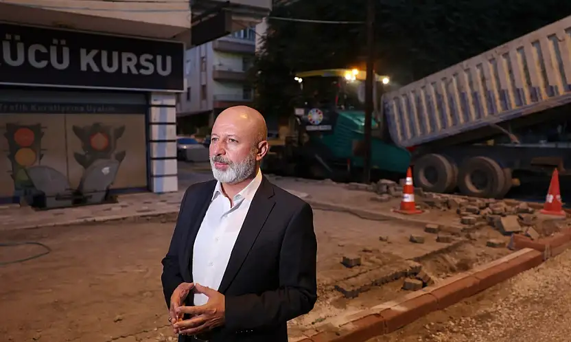 Başkan Çolakbayrakdar 'Gece gündüz çalışıyor, şehri geleceğe hazırlıyoruz'