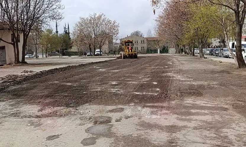 Başkan Çolakbayrakdar: 'Her sokağa konfor, her mahalleye değişim getiriyoruz'