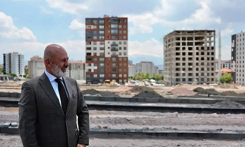 Başkan Çolakbayrakdar: 'Kentsel dönüşümle birlikte yaşam alanlarını da inşa ediyoruz'