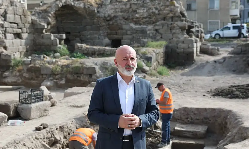 Başkan Çolakbayrakdar: 'Şehrimizin ilk medresesi, şehir akademisi kimliğiyle yeniden hayat bulacak'