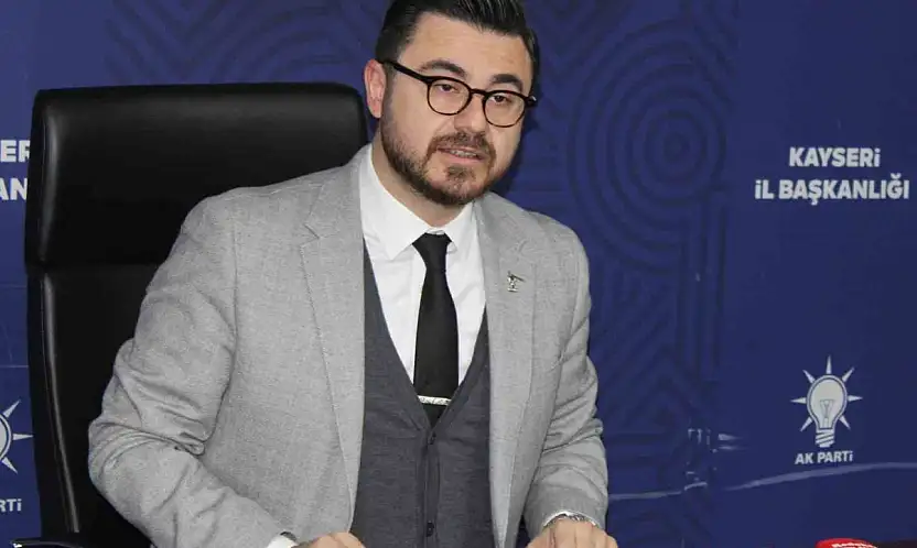 Başkan Okandan: 'Kocasinan Bulvarı isminin Elitaş Bulvarı olarak değiştirilmesi kararını Mustafa Elitaş kabul etmedi'