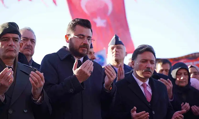 Başkan Okandan 17 Aralık Şehitlerini dualarla andı
