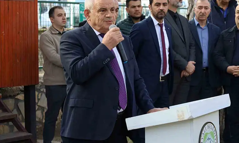 Başkan Öztürk belediye personelleri ile bayramlaştı