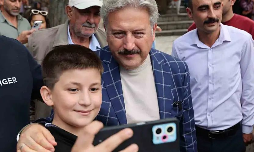 Başkan Palancıoğlu Ağırnas Pilav Şenliği'nde vatandaşlarla ve muhtarlarla bir araya geldi