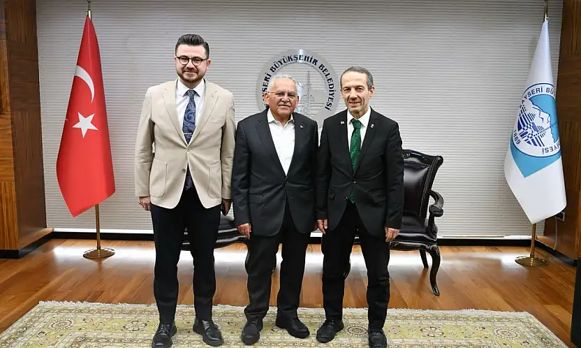 Büyükkılıç, Wushu Kung Fu Federasyonu Başkanı Akyüz ve heyetini ağırladı