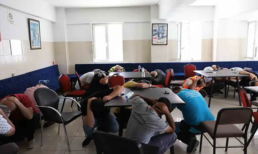 Büyükşehir'den ek hizmet binasında deprem ve yangın tatbikatı