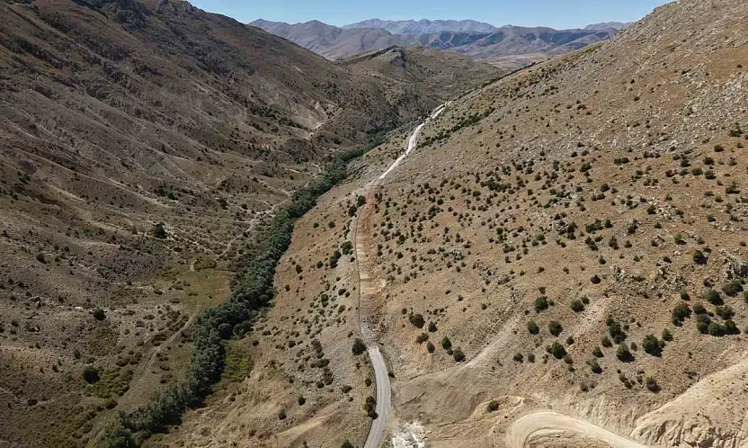 Büyükşehir'den Sarız'da ulaşım için 1,3 kilometrelik güzergâhta hummalı çalışma