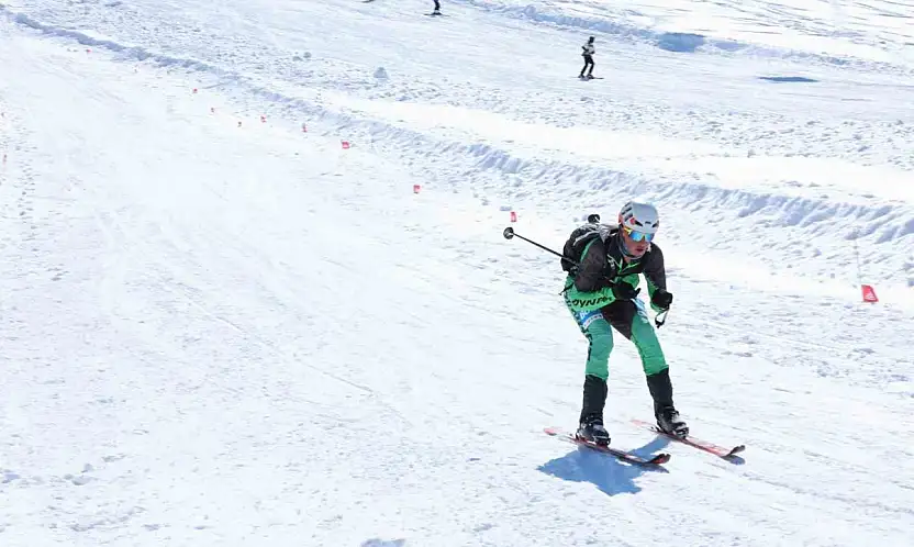 Büyükşehir ile zirvede büyük final: Uluslararası Erciyes Dağ Kayağı Yarışları sona erdi