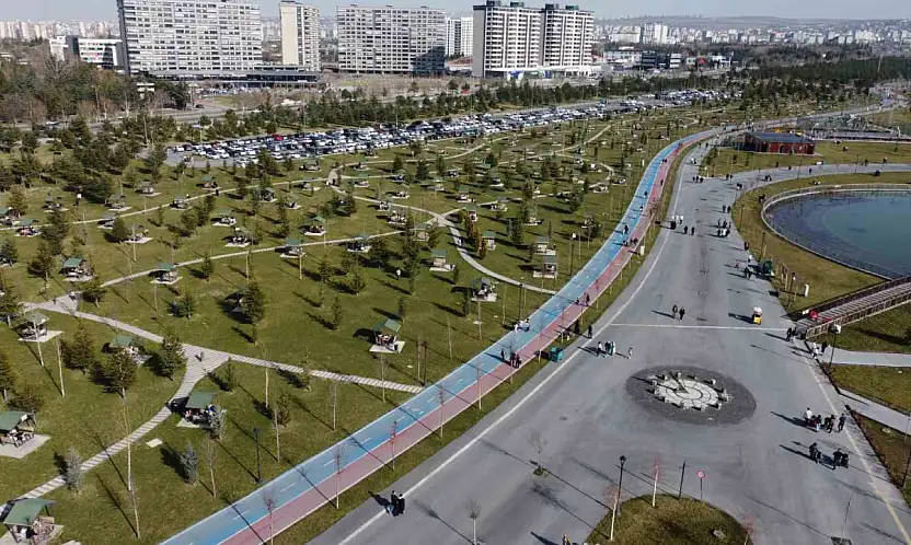 Büyükşehir'in vizyon projesi Millet Bahçesi, Kayserililerin buluşma noktası oldu
