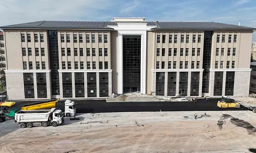 Büyükşehirden 2 milyon TL'lik asfalt yatırımı