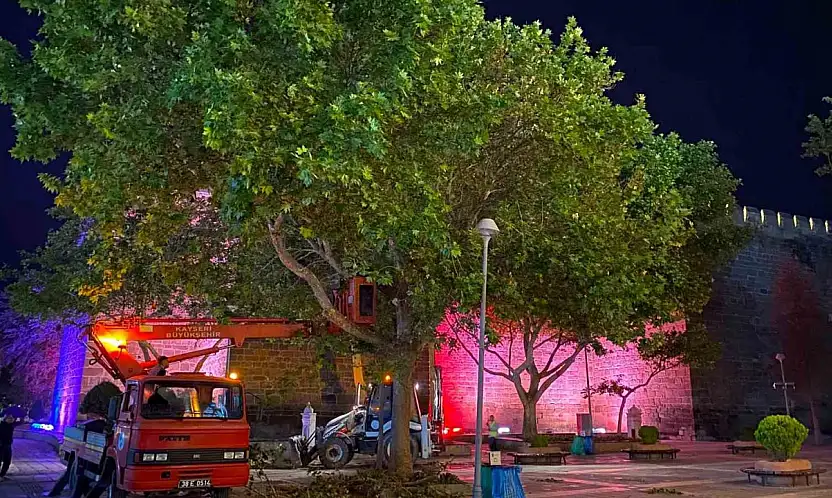 Büyükşehirden daha temiz ve daha yeşil bir Kayseri için kesintisiz hizmet