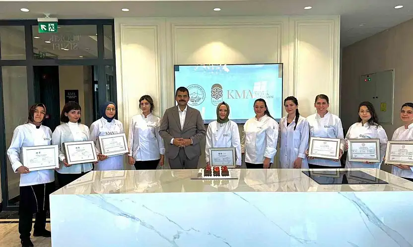 Büyükşehirin gastronomi vizyon projesi Kayseri Mutfak Akademisi ilk mezunlarını verdi