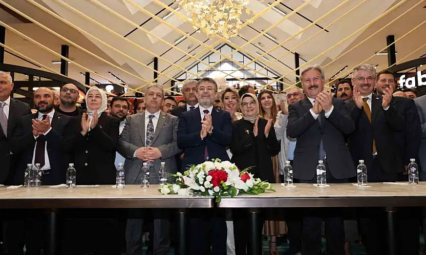 Çarşı Melikgazi, bakan Yumaklı'nın katılımıyla resmen açıldı