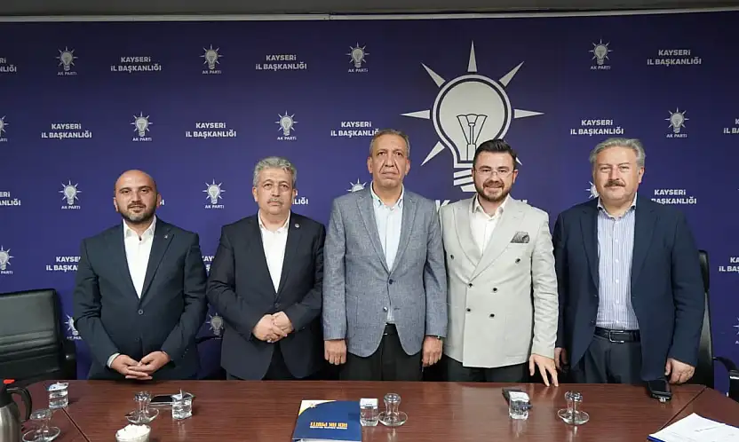 CHP'li Meclis Üyesi Ağca, AK Parti'ye katıldı