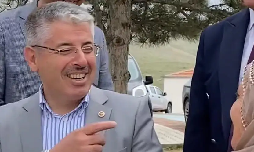 Çopuroğlu'ndan Özgür Özel'e görüntülü cevap