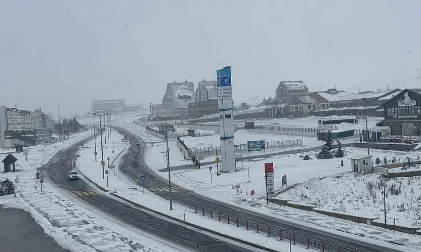 Erciyes'te kar yağışı