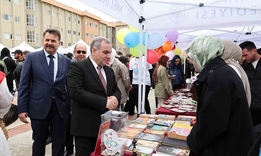 ERÜ'de 'YDYOFEST' düzenlendi