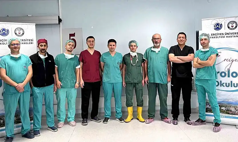 ERÜ Hastaneleri'nde, 'Böbrek Taşlarında Retrograd İntrarenal Cerrahi (RIRS) Kursu' düzenlendi