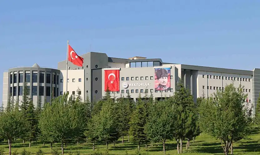 ERÜ, URAP 2025-2026 Dünya Üniversiteleri Sıralamasında ilk 1000'de