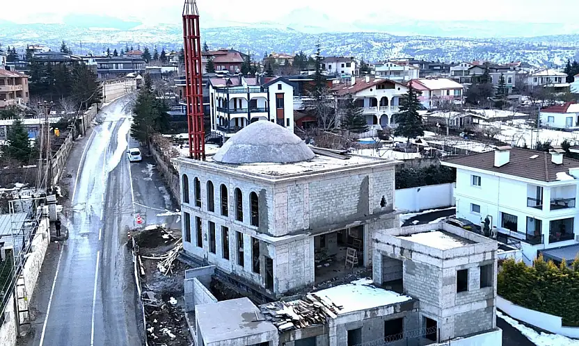 Eski Aynalı Cami yeniden inşa ediliyor