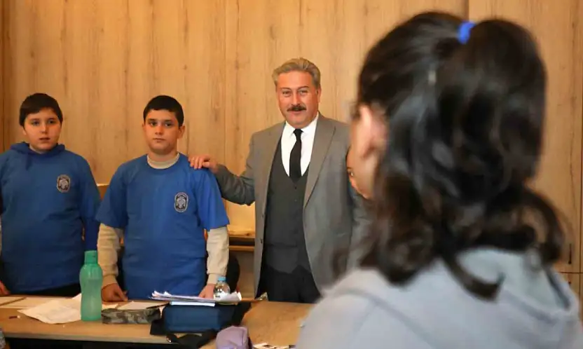 Gençler bu kampta İngilizce öğreniyor