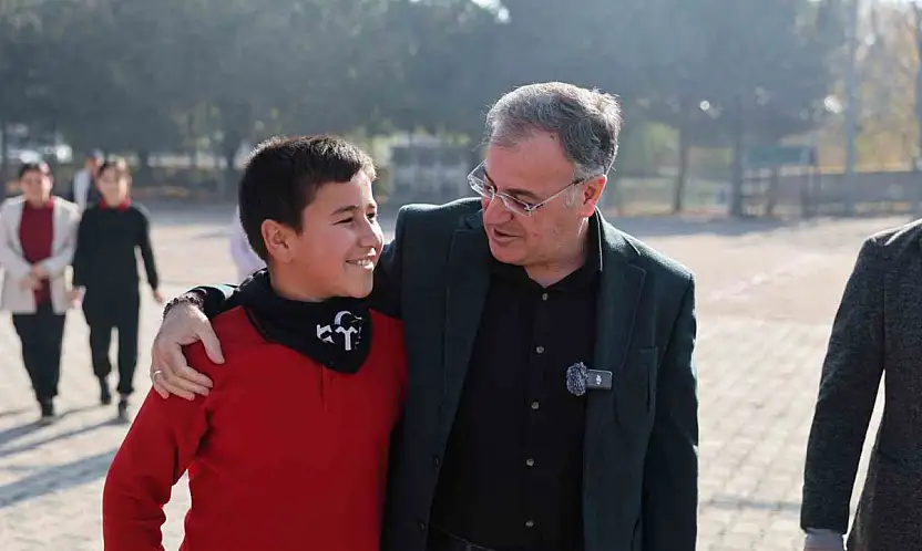 Hacılar el ele vererek geleceğe nefes oluyor